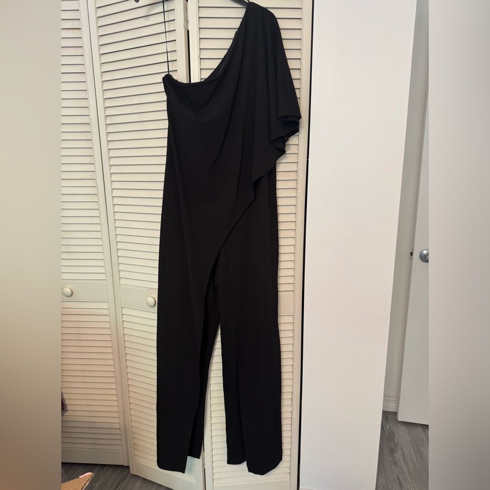 Adrianna Papell Black One-Shoulder Jumpsuit